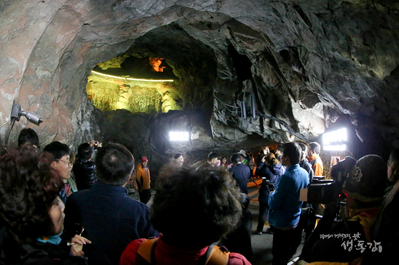 광명시는 수험생을 대상으로 12월31일까지 동굴입장료를 할인한다.