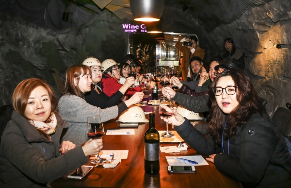 광명시는 21일 광명동굴 관광활성화를 위해 광명동굴 여행사의 날을 개최했다.